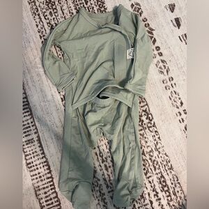 NWOT Bonsie baby skin to skin footed long sleeve onesie outfit 0-3 months bamboo